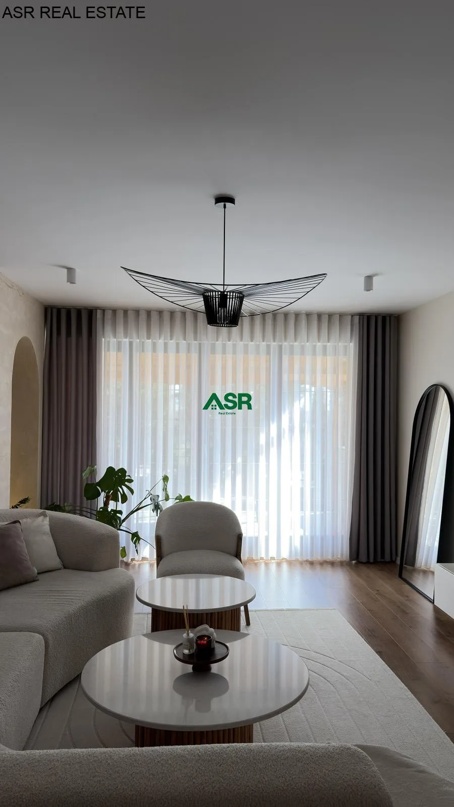Shtëpi 420m² për SHITJE në Veternik