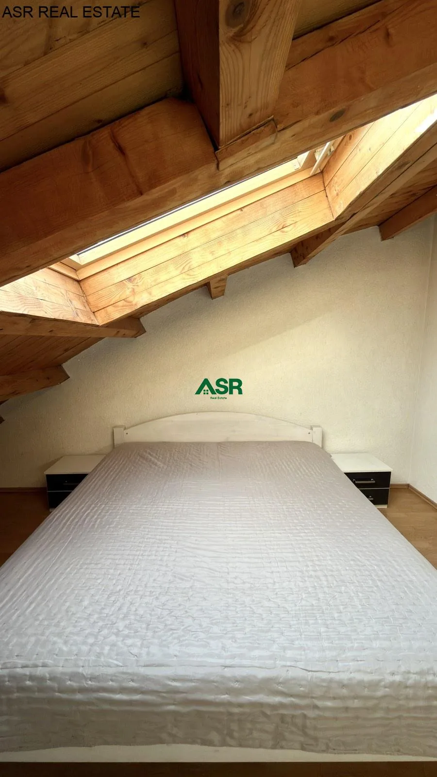 Shtëpi 420m² për SHITJE në Veternik