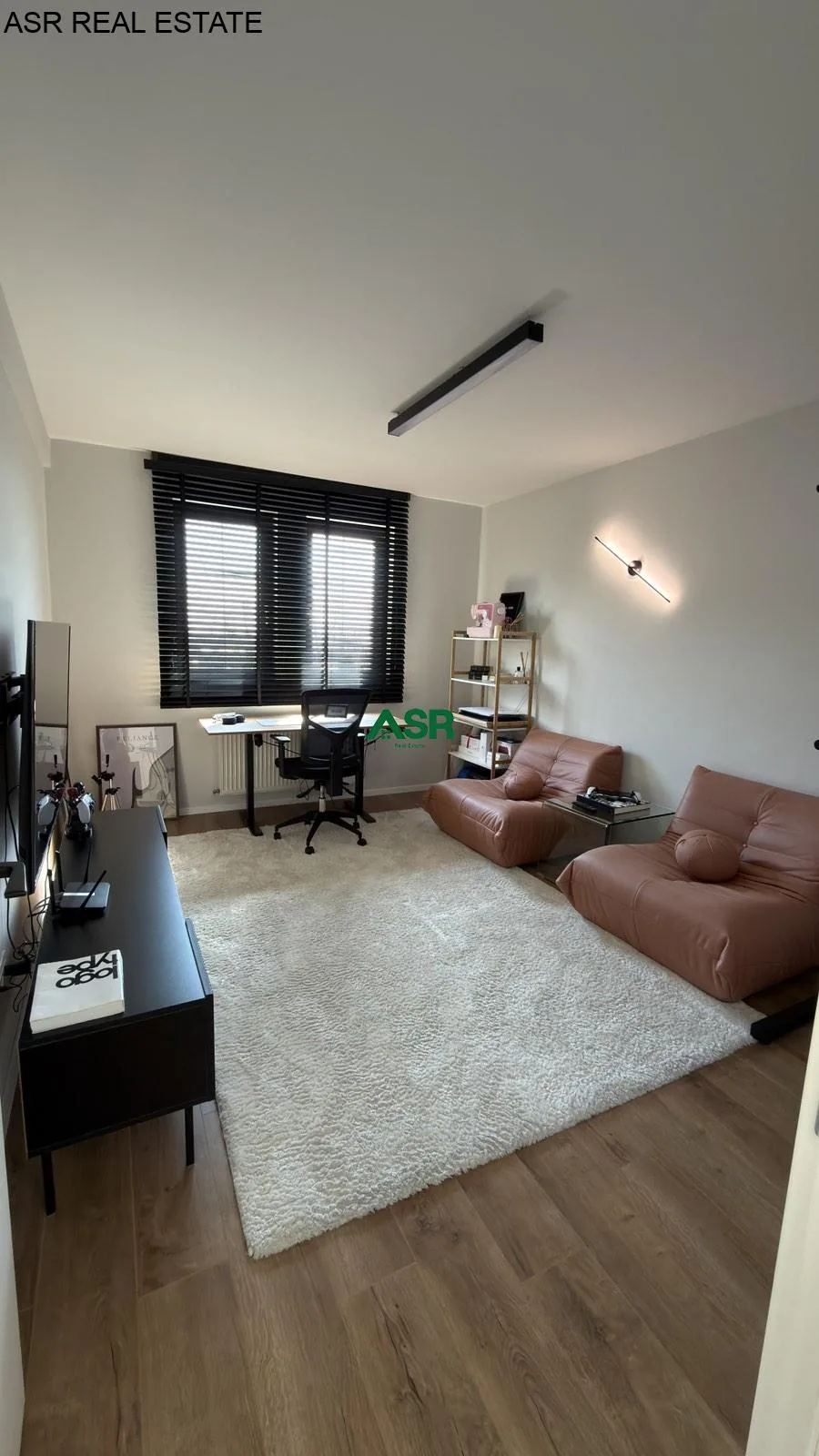 Shtëpi 420m² për SHITJE në Veternik