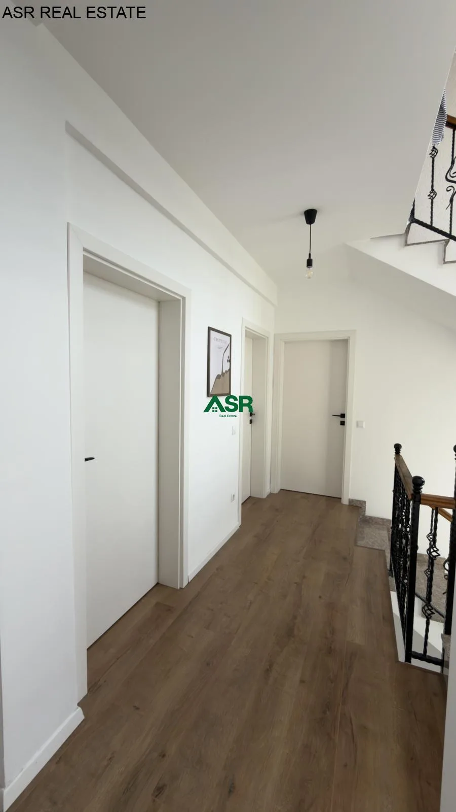 Shtëpi 420m² për SHITJE në Veternik
