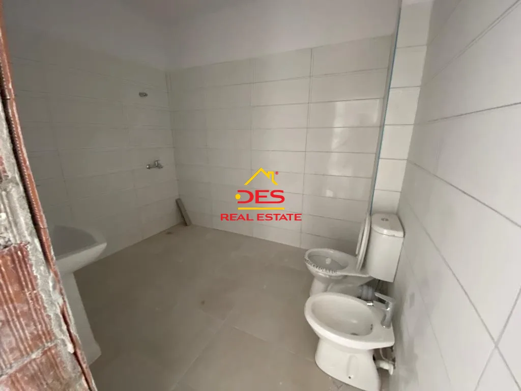 Shitet apartament 2+1 në kamëz tek ulliri , tiranë.