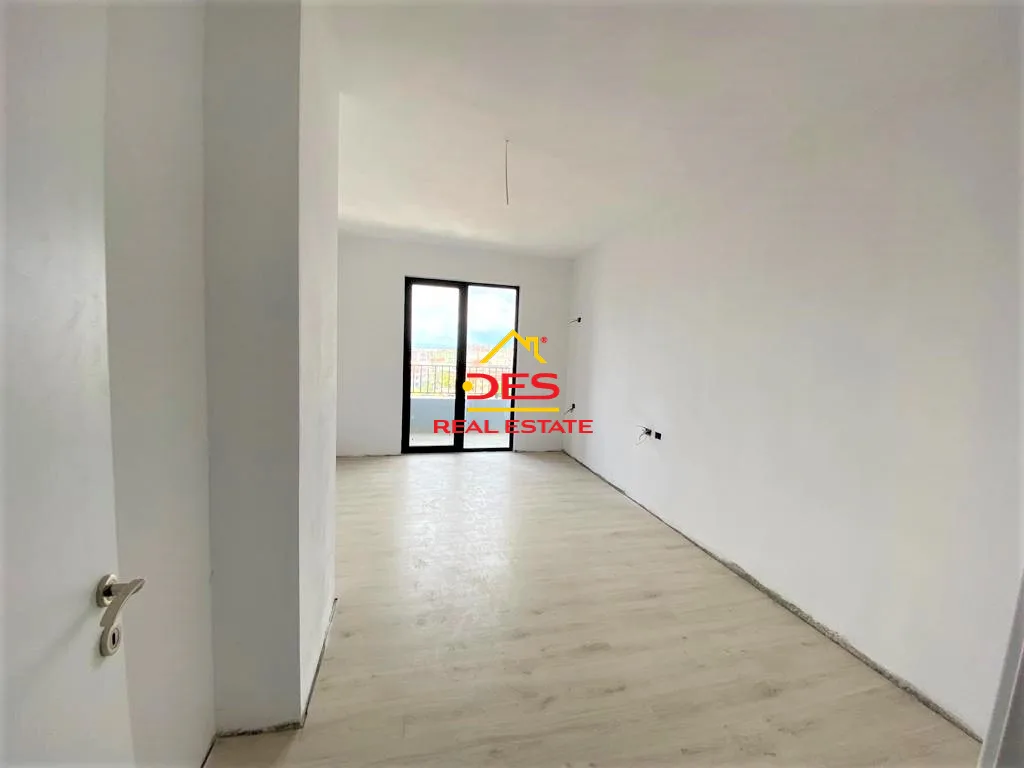 Shitet apartament 2+1 në kamëz tek ulliri , tiranë.