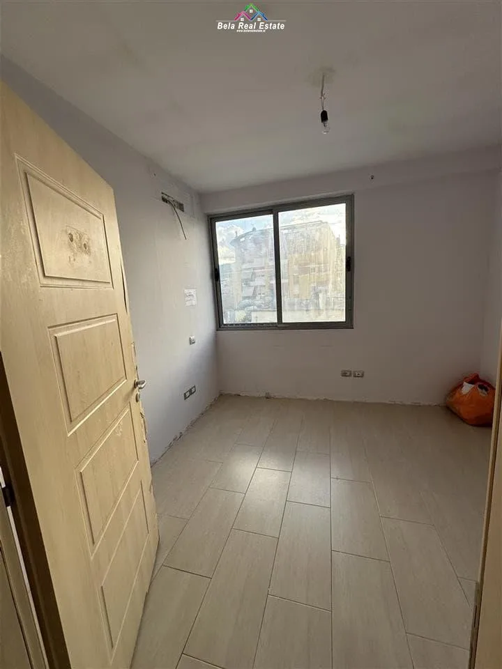 Zyre Me Qera Tek Rruga E Elbasanit (ID BZ2547) Tirane