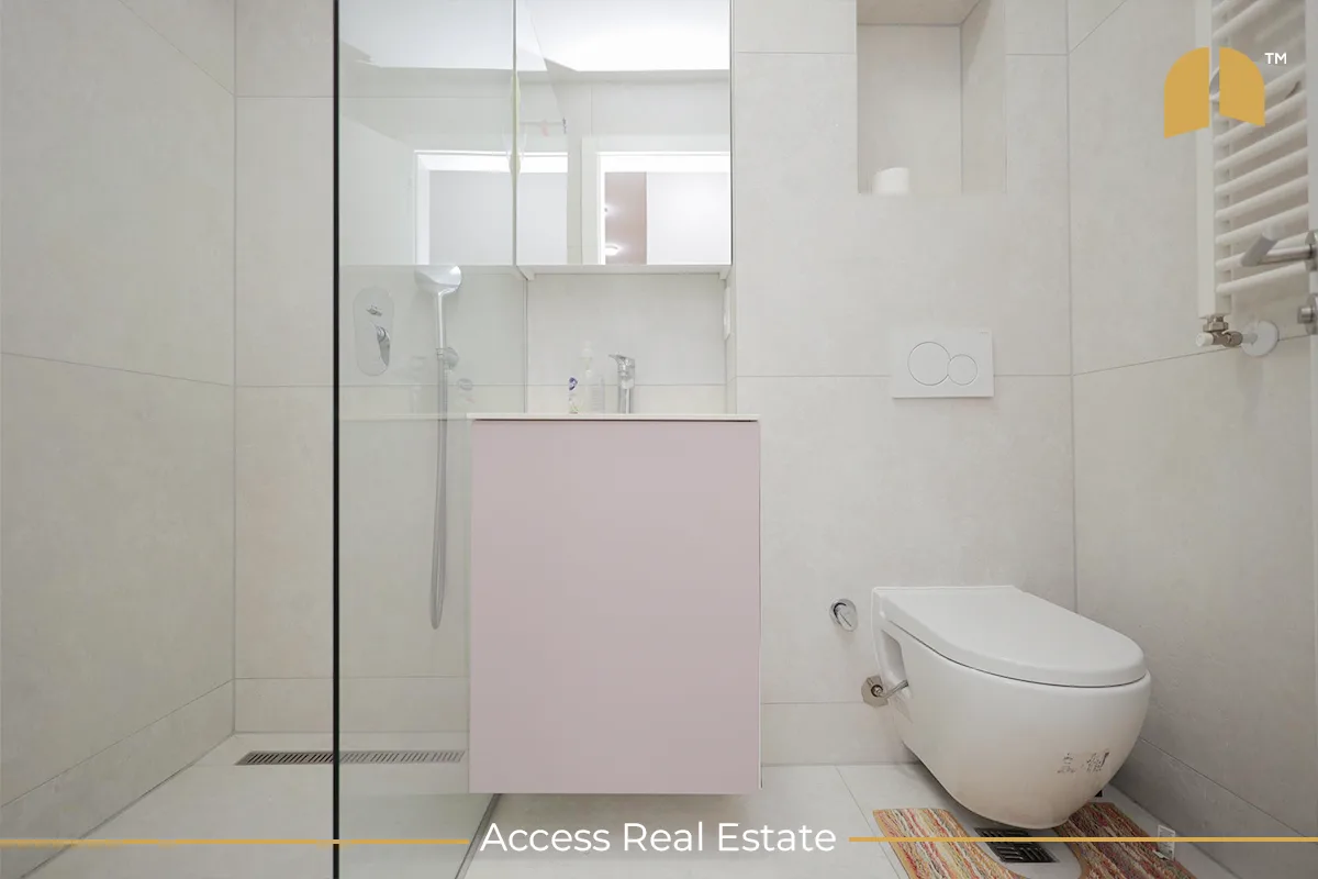 Duplex me QIRA – 4 dhoma gjumi + garazh – Lakrishtë