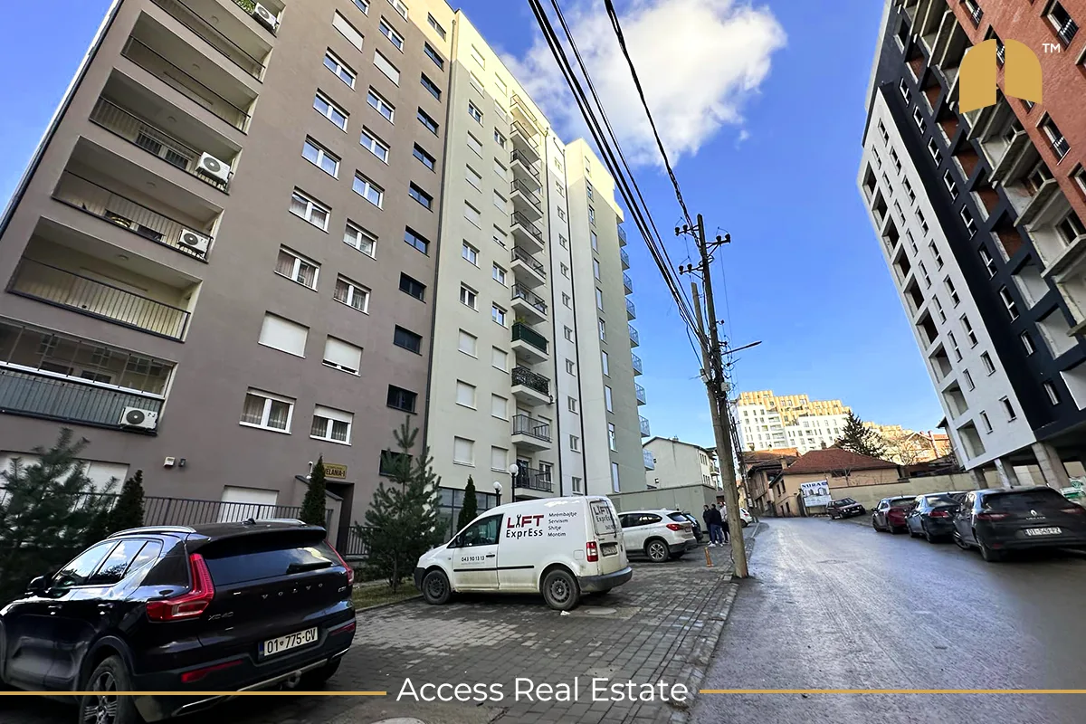 Lokal me QIRA – 68m² – Velani
