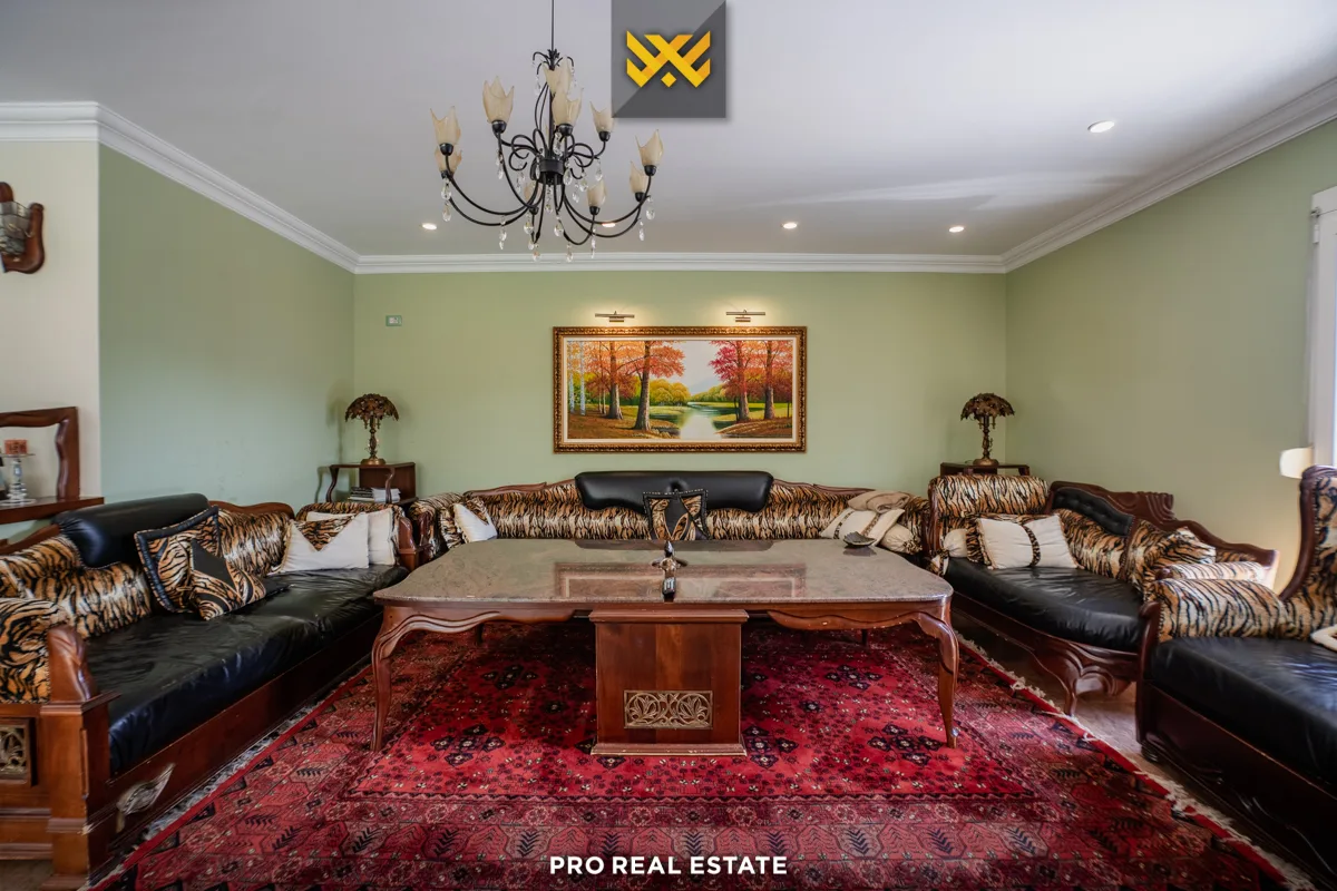 Shtëpi luksoze 475.4m² për #SHITJE në Lagjen Qëndresa