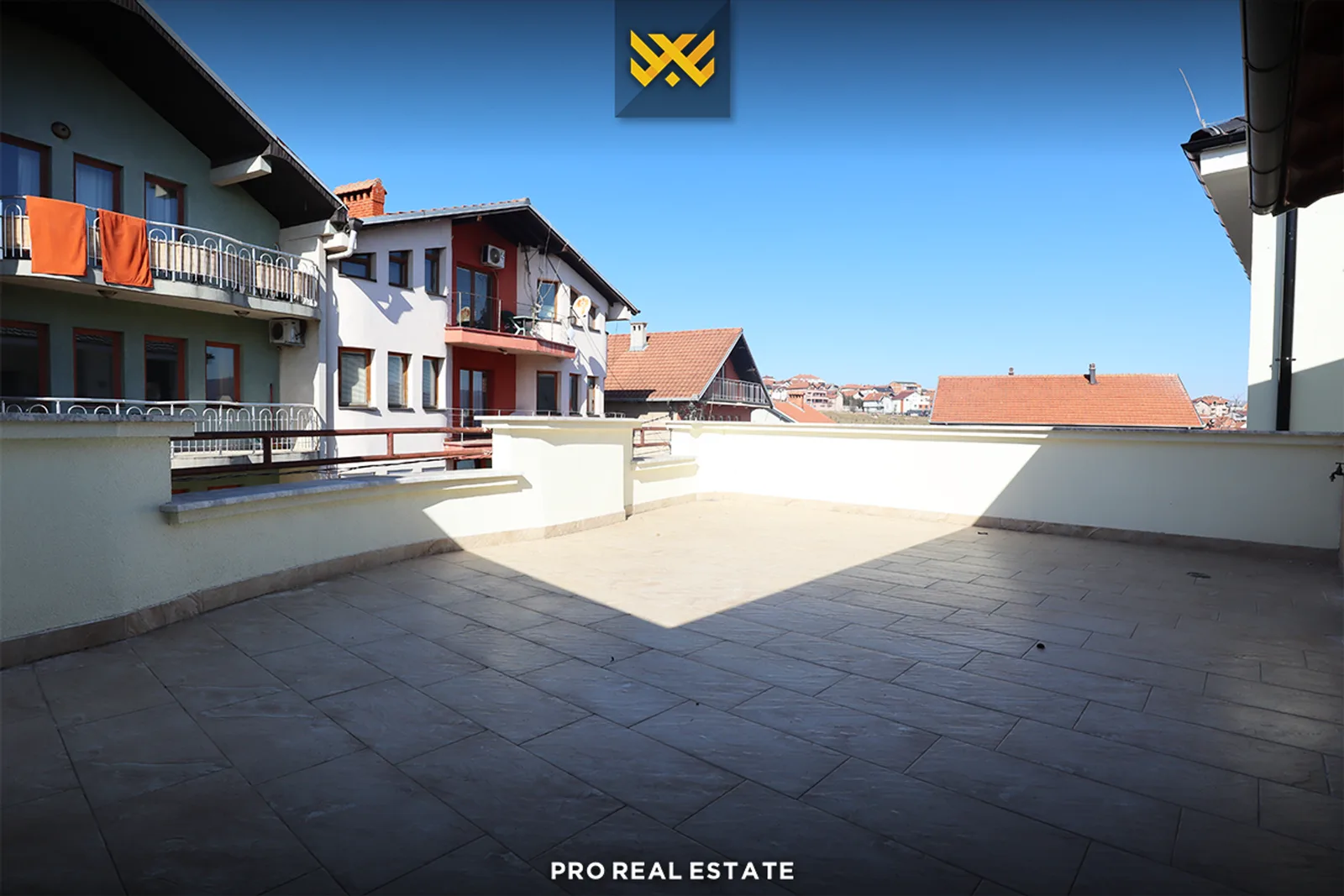 Shtëpi 510m² në #SHITJE në Dragodan.