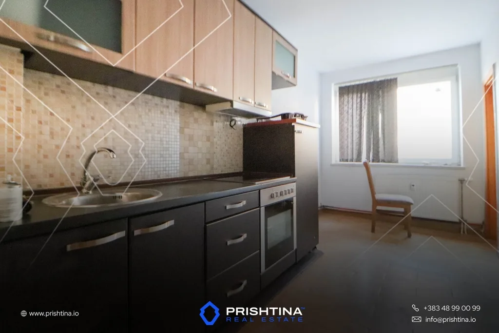 Banesë me qira 71m² në Qendër