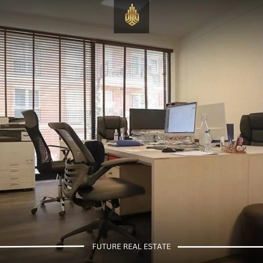Lokal me QERA/165m²