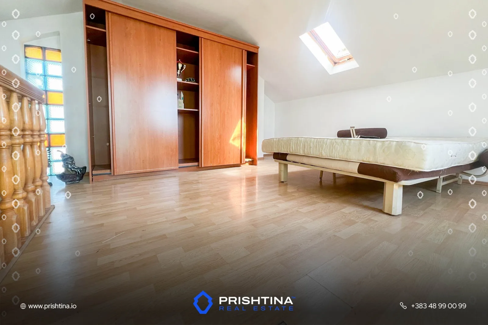Shtëpi në shitje 400m² në Taslixhe