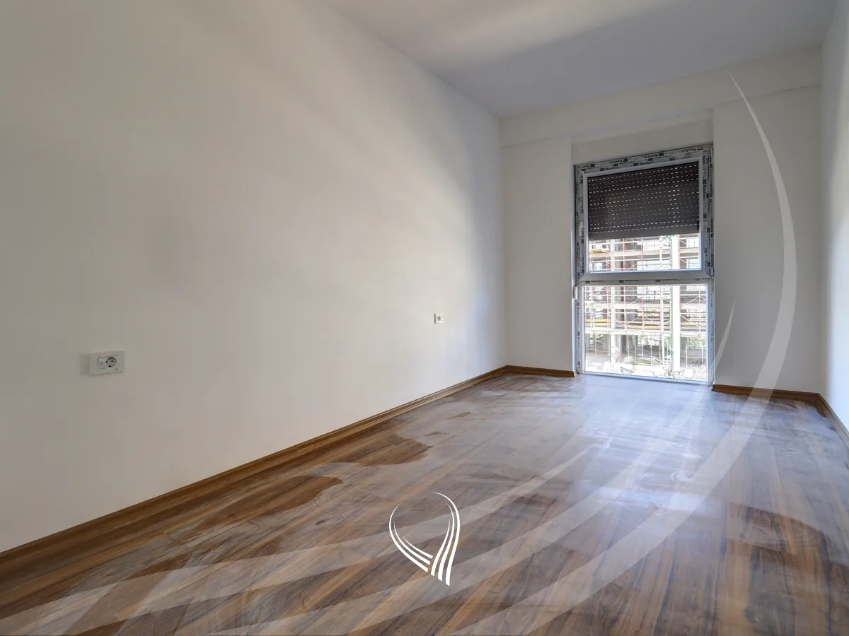 Banesë me 1 dhomë gjumi në shitje në lagjen Prishtina e Re