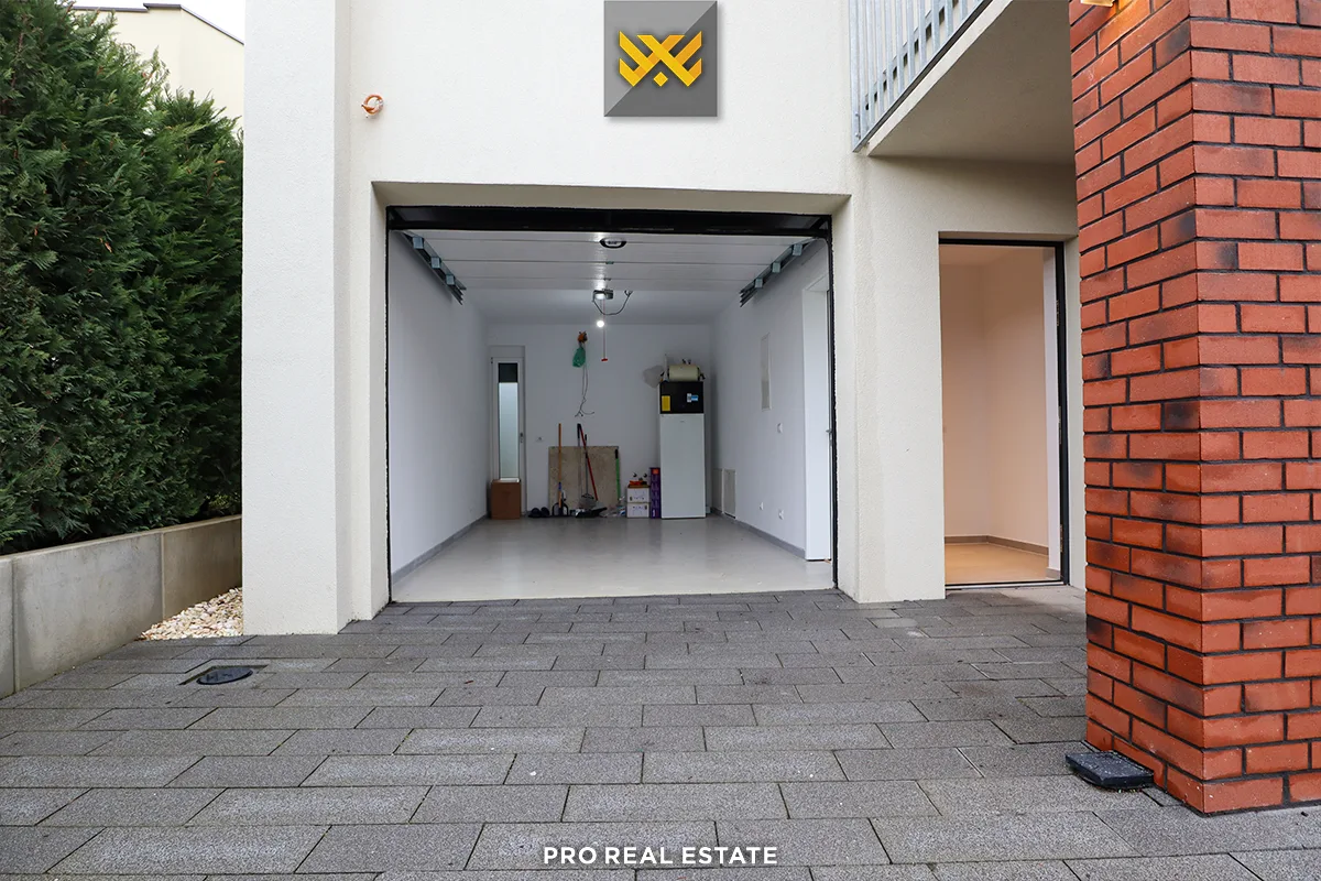 Shtëpi 217.6m² + 60m² për #SHITJE në Qershia Village