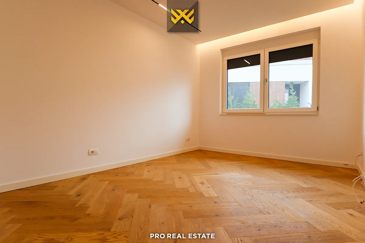 Shtëpi 217.6m² + 60m² për #SHITJE në Qershia Village