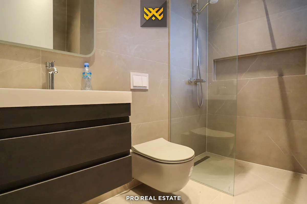 Shtëpi 217.6m² + 60m² për #SHITJE në Qershia Village