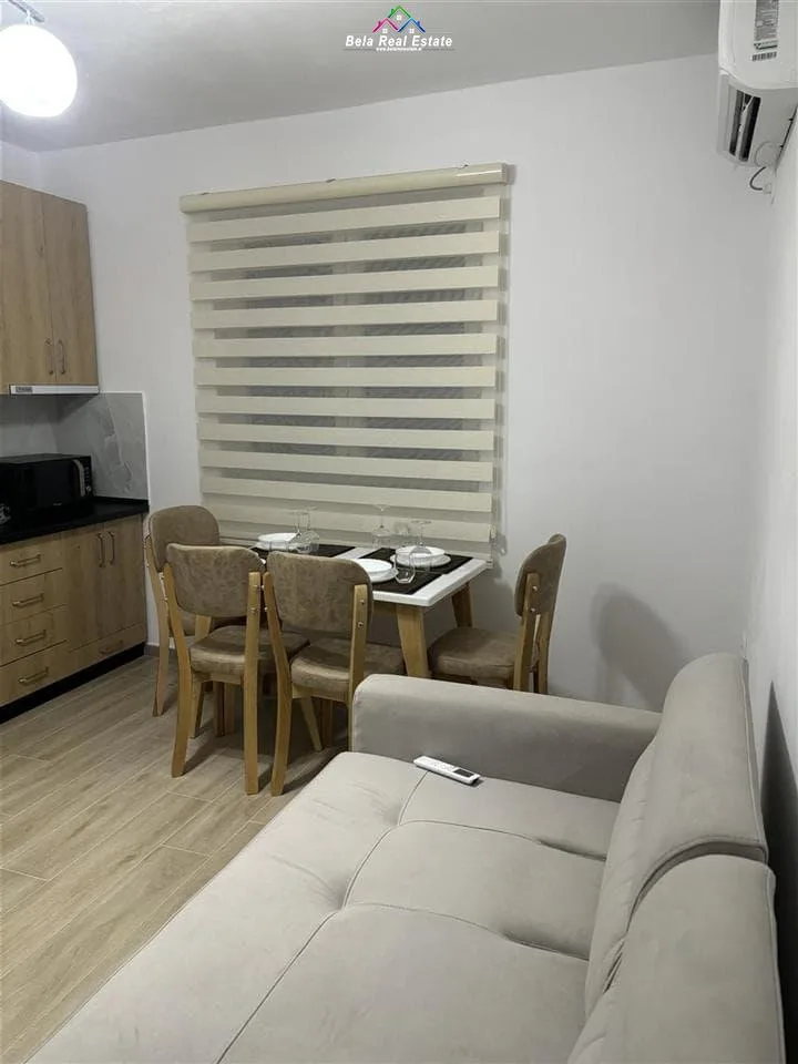 Vile me Qera 1+1 tek Ish Tregu Elektrik (ID BV22507) Tirane