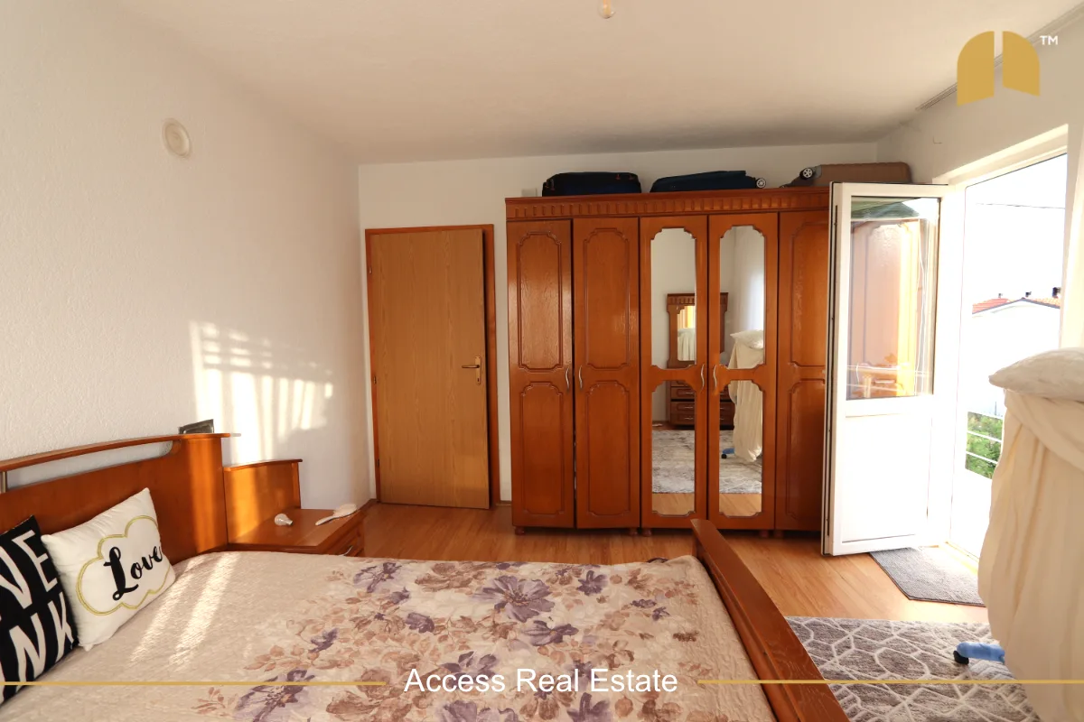 Shtëpi në SHITJE – 230m² dhe 5.80 Ari Truall (me FLETË POSEDUESE ) – Hajvali