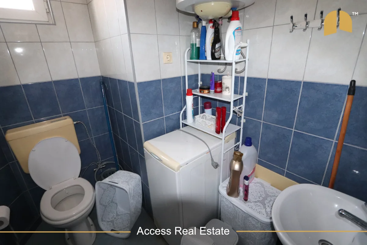 Shtëpi në SHITJE – 230m² dhe 5.80 Ari Truall (me FLETË POSEDUESE ) – Hajvali