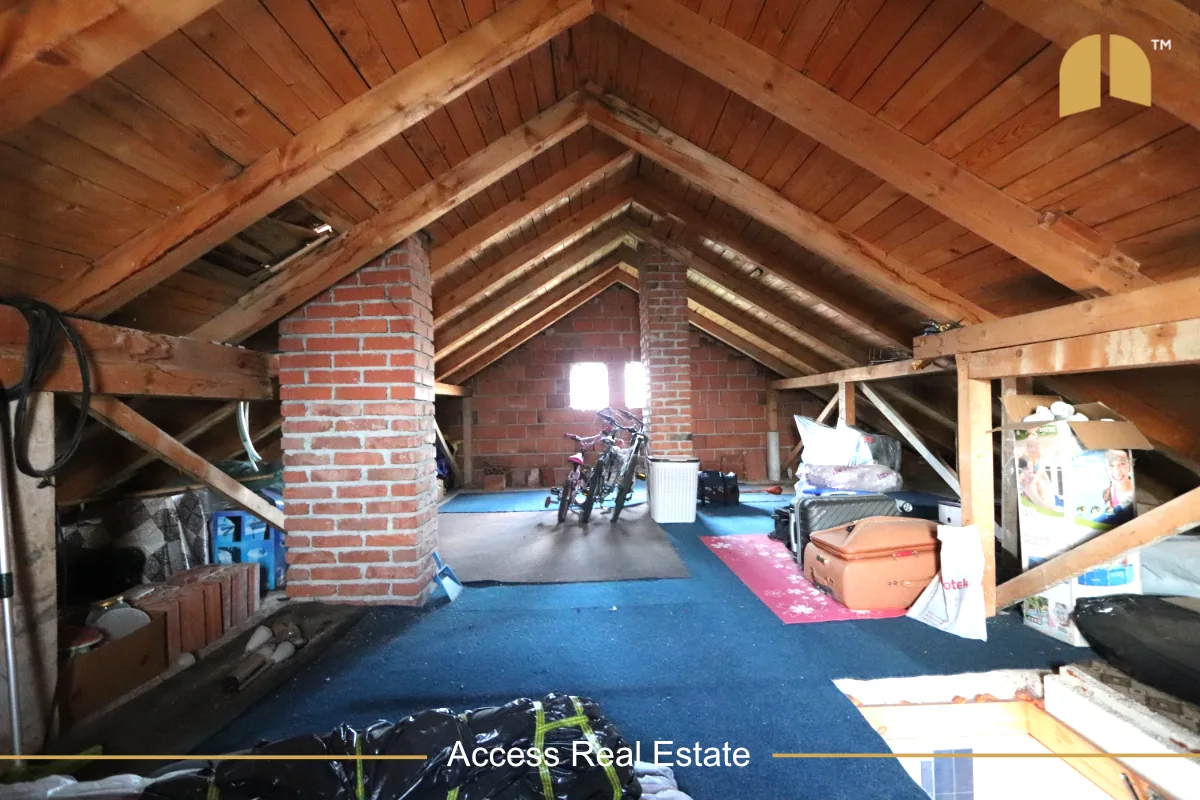 Shtëpi në SHITJE – 230m² dhe 5.80 Ari Truall (me FLETË POSEDUESE ) – Hajvali