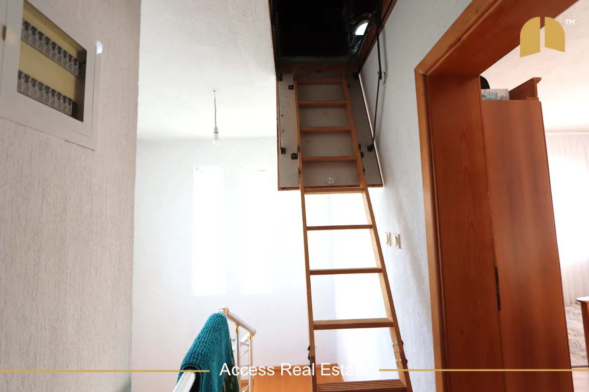 Shtëpi në SHITJE – 230m² dhe 5.80 Ari Truall (me FLETË POSEDUESE ) – Hajvali