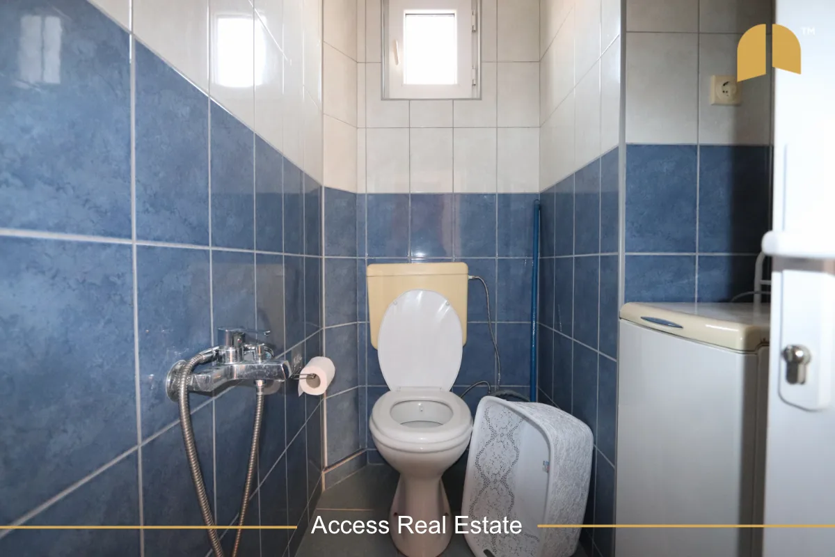 Shtëpi në SHITJE – 230m² dhe 5.80 Ari Truall (me FLETË POSEDUESE ) – Hajvali