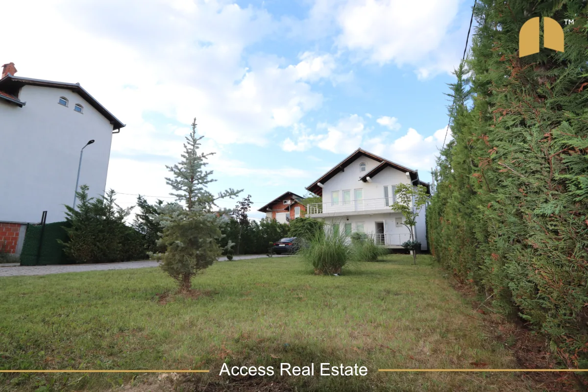 Shtëpi në SHITJE – 230m² dhe 5.80 Ari Truall (me FLETË POSEDUESE ) – Hajvali