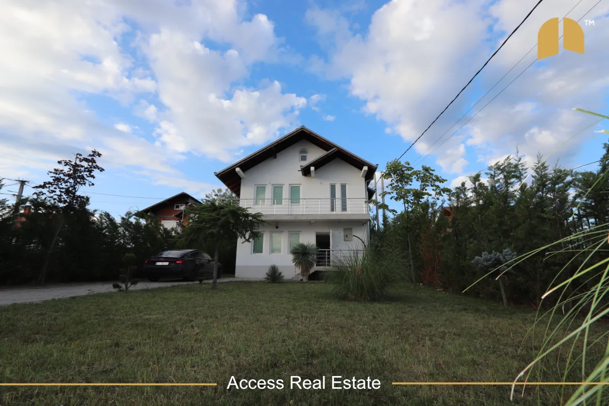 Shtëpi në SHITJE – 230m² dhe 5.80 Ari Truall (me FLETË POSEDUESE ) – Hajvali