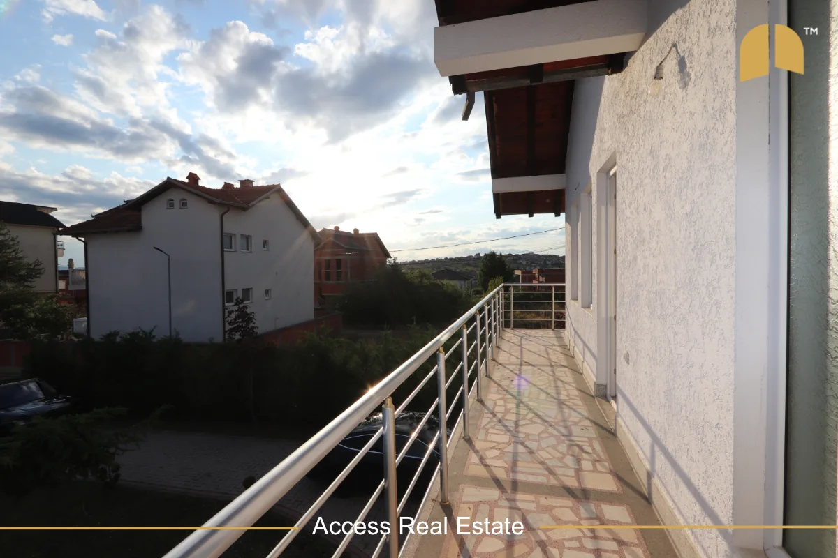 Shtëpi në SHITJE – 230m² dhe 5.80 Ari Truall (me FLETË POSEDUESE ) – Hajvali