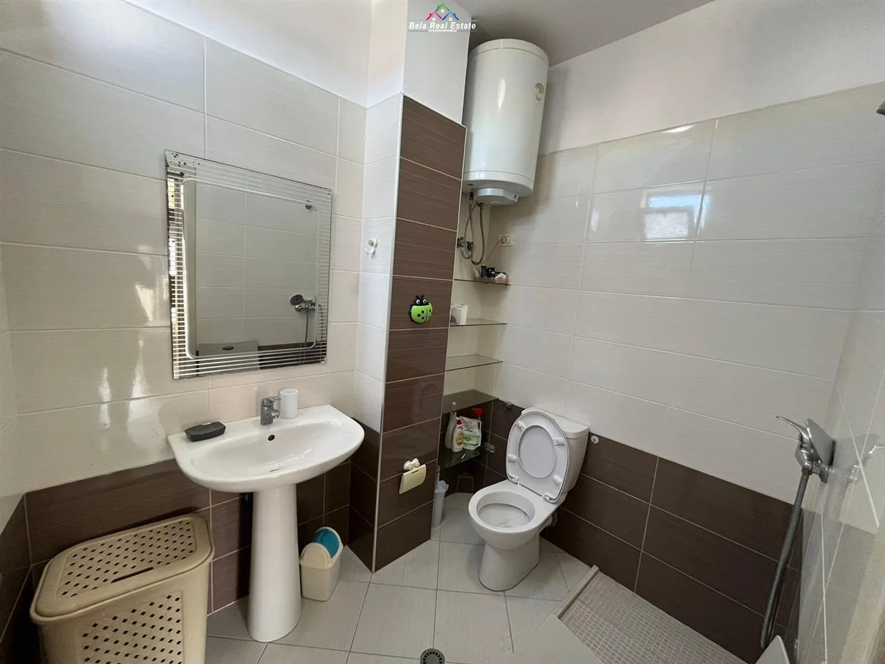 Apartament Me Qera 2+1 Ne Astir (ID B2201003) Tirane.