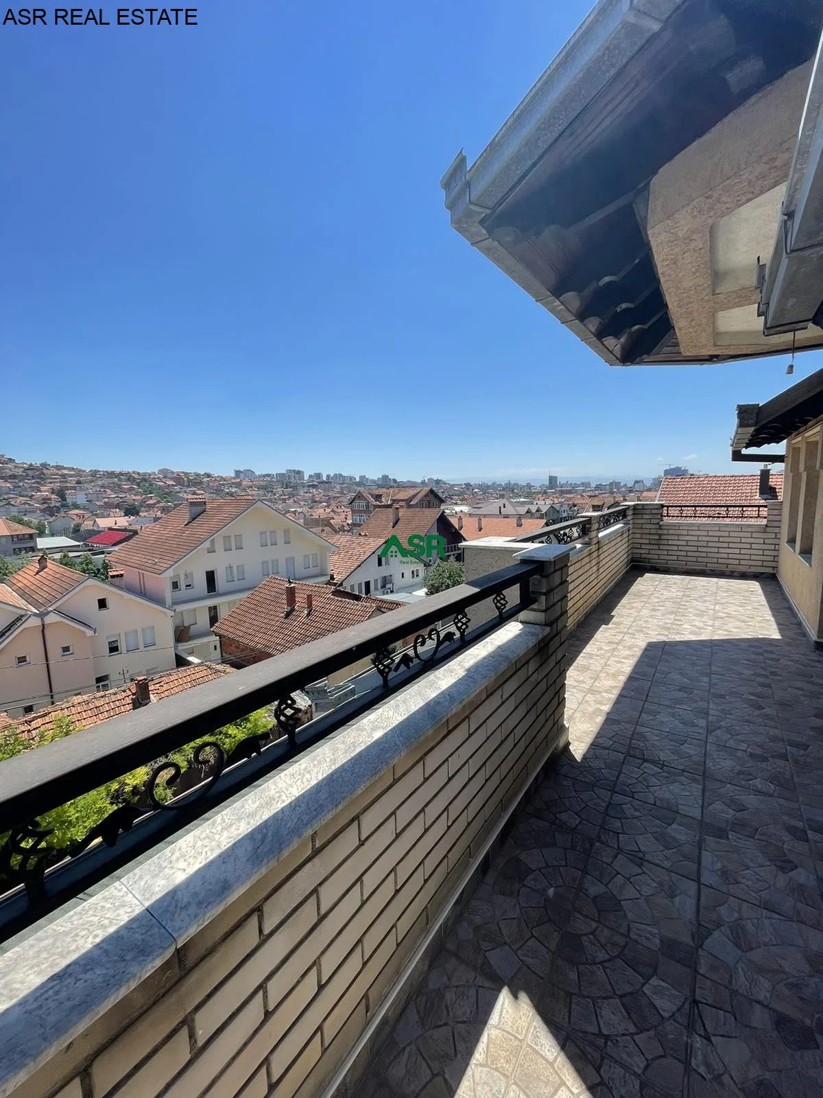 Ofrohet #SHTEPIA per #SHITJE në lagjen Hani i Dilit