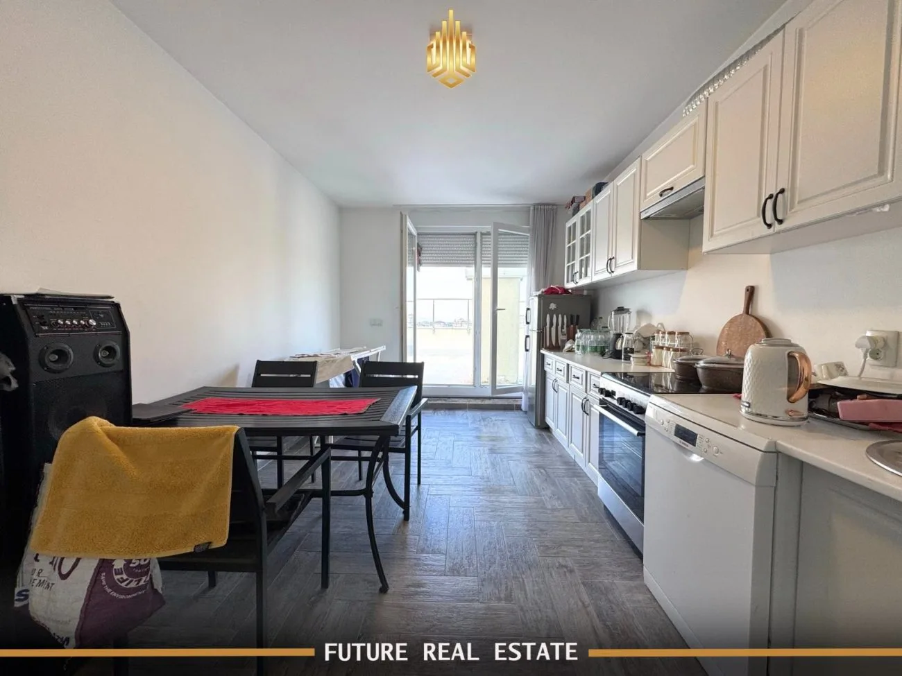 📍 Penthouse / Duplex në SHITJE – 3 dhoma gjumi – Prishtinë – Rruga C – Dino