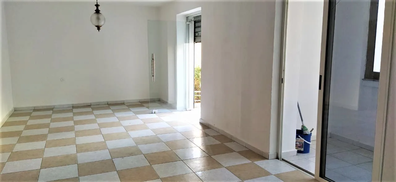 Shitet apartament 2+1, rr. todi shkurti, tiranë
