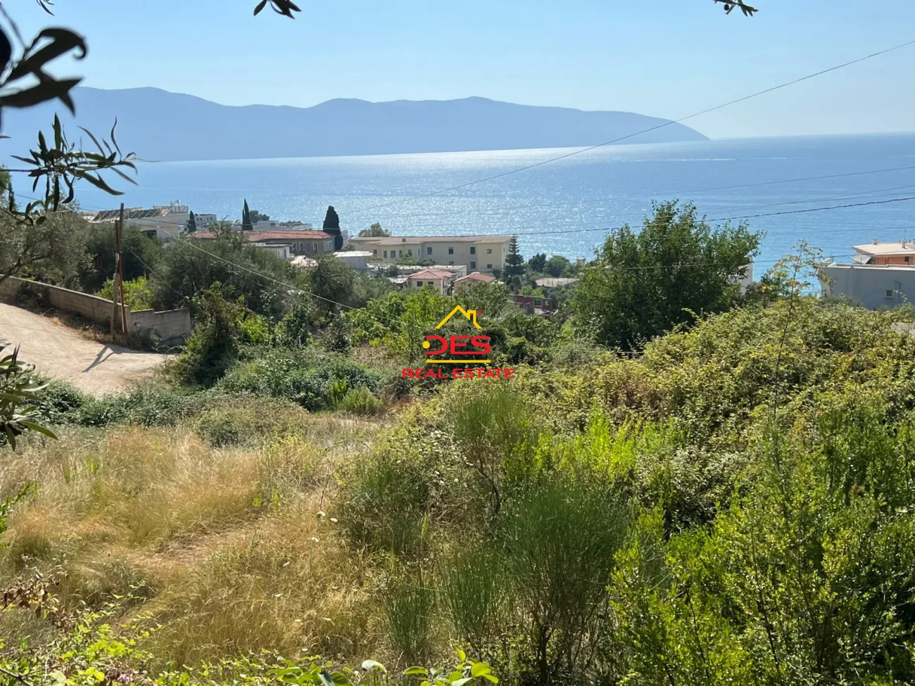 Shitet tokë-truall në uji të ftohtë, vlorë.