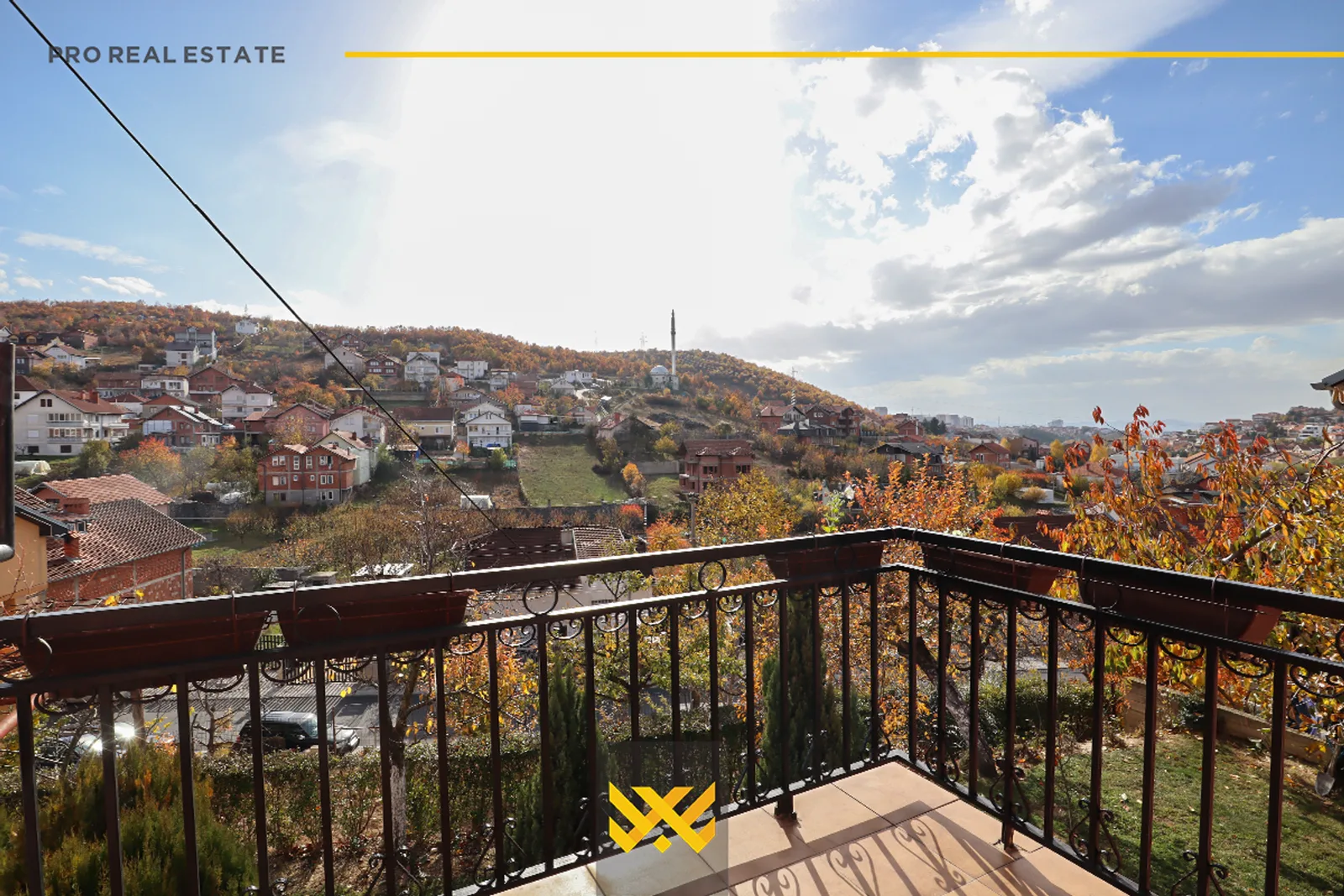 Shtëpi 250m² në #SHITJE në Sofali.