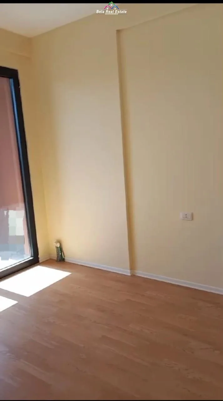 Zyre me qera 2+1 ne Porcelan (ID BZ2398) Tirane