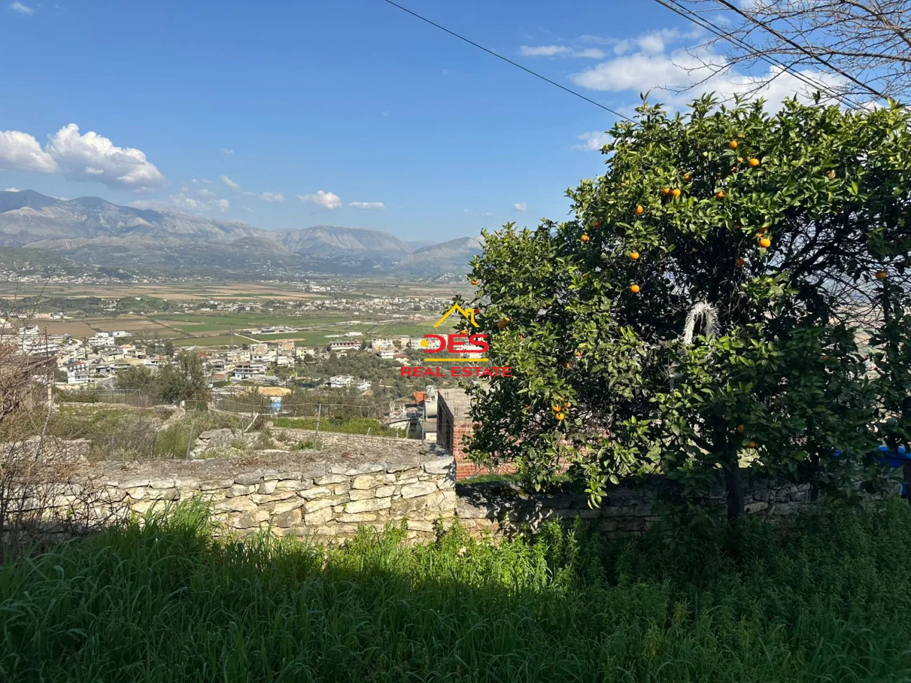 Shitet shtëpi private në sarandë