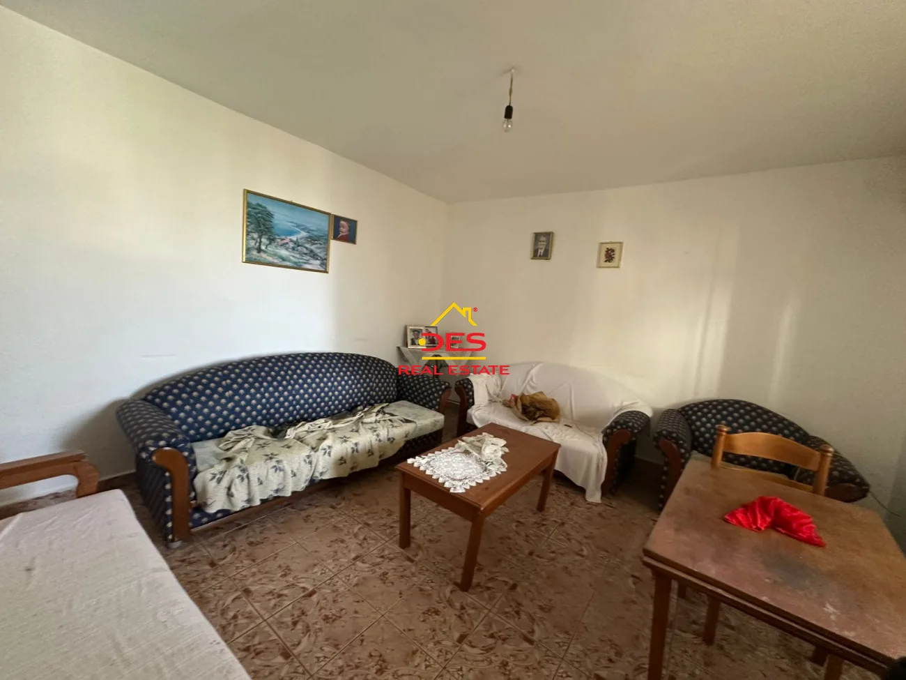 Shitet shtëpi private në sarandë