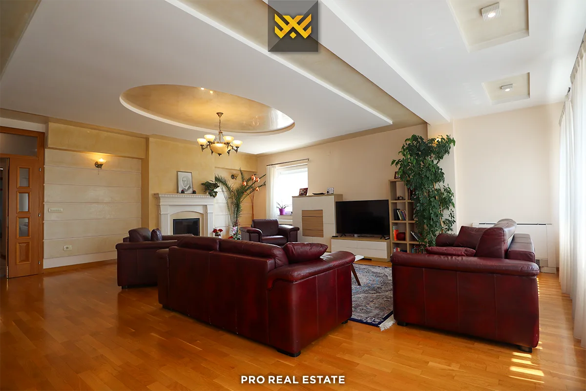 Banesë 214m² me #QIRA në Dragodan