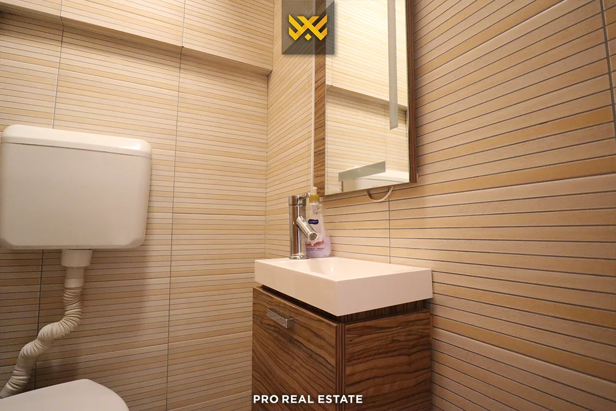 Banesë 214m² me #QIRA në Dragodan