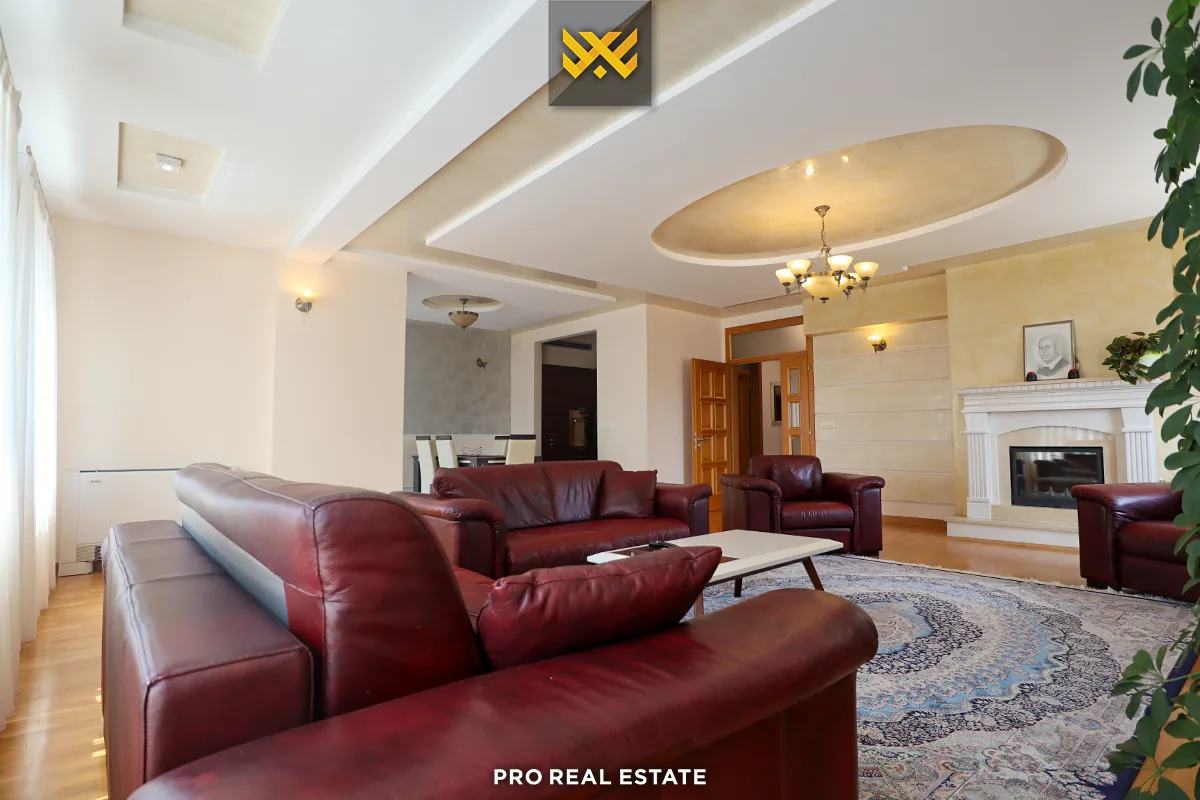 Banesë 214m² me #QIRA në Dragodan