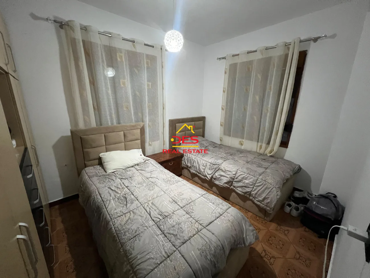 Shitet shtëpi private në transballkanike,vlorë.