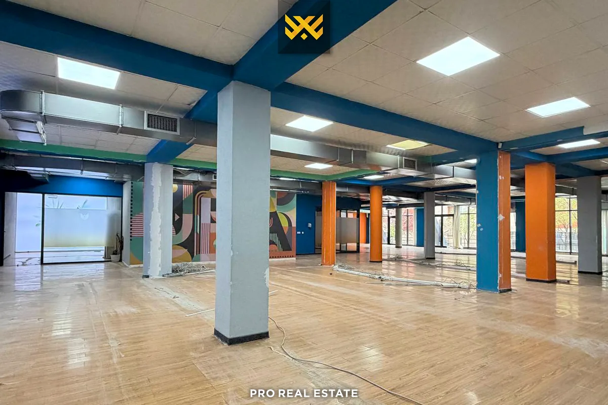 Lokal 550m² me #QIRA në Dragodan