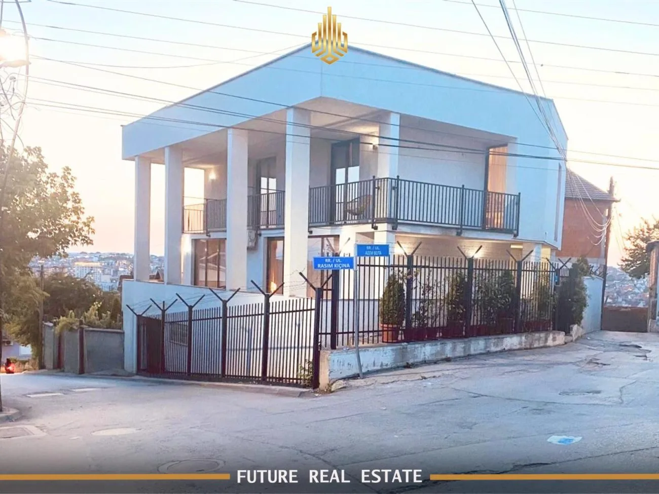 Shtëpi në SHITJE – 3 dhoma gjumi – Prishtinë – Rreth 200 m mbi Kishën Ortodokse Serbe.