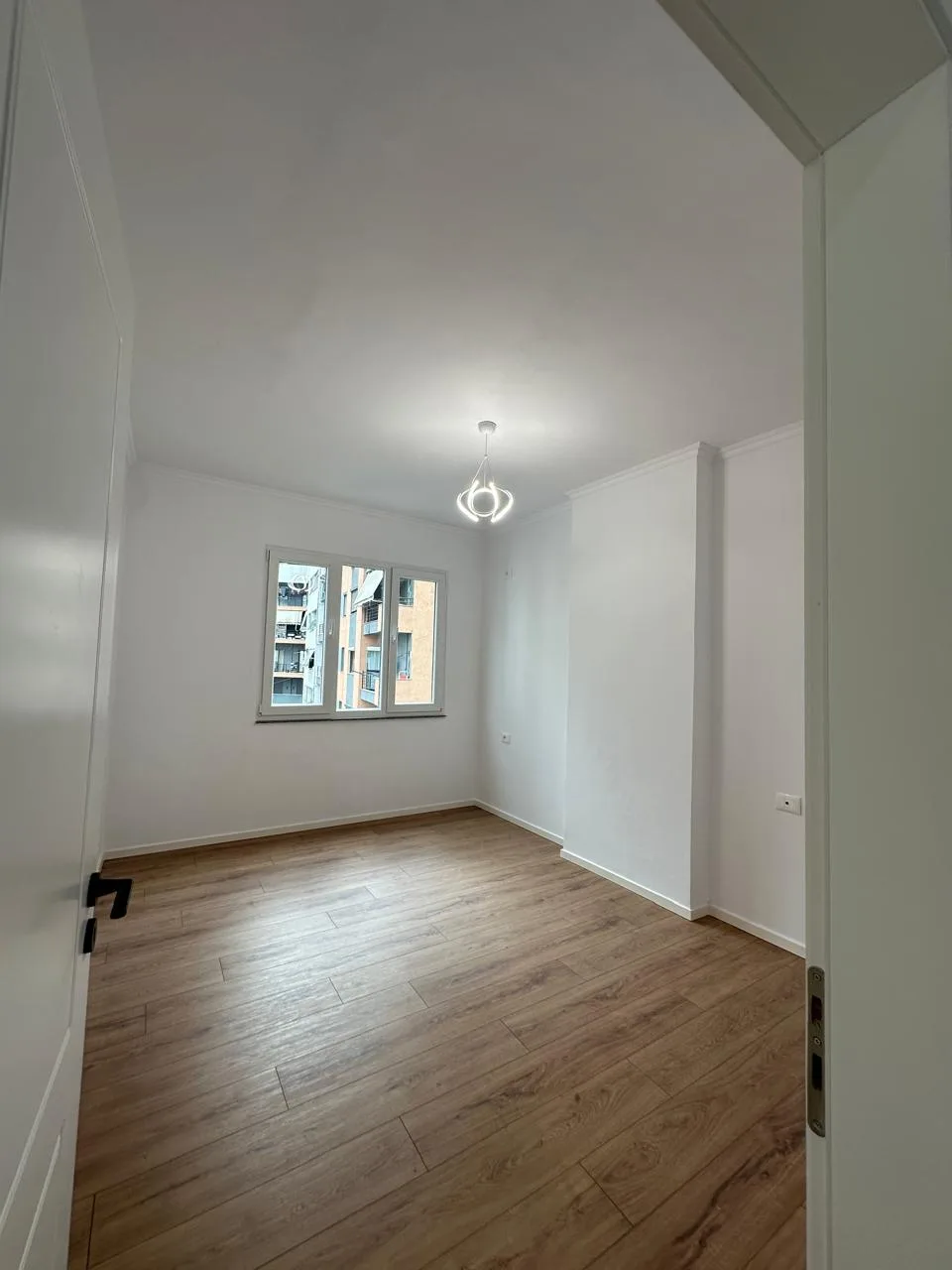 Apartament Per Shitje 2+1 ne Astir (ID B120680) Tirane