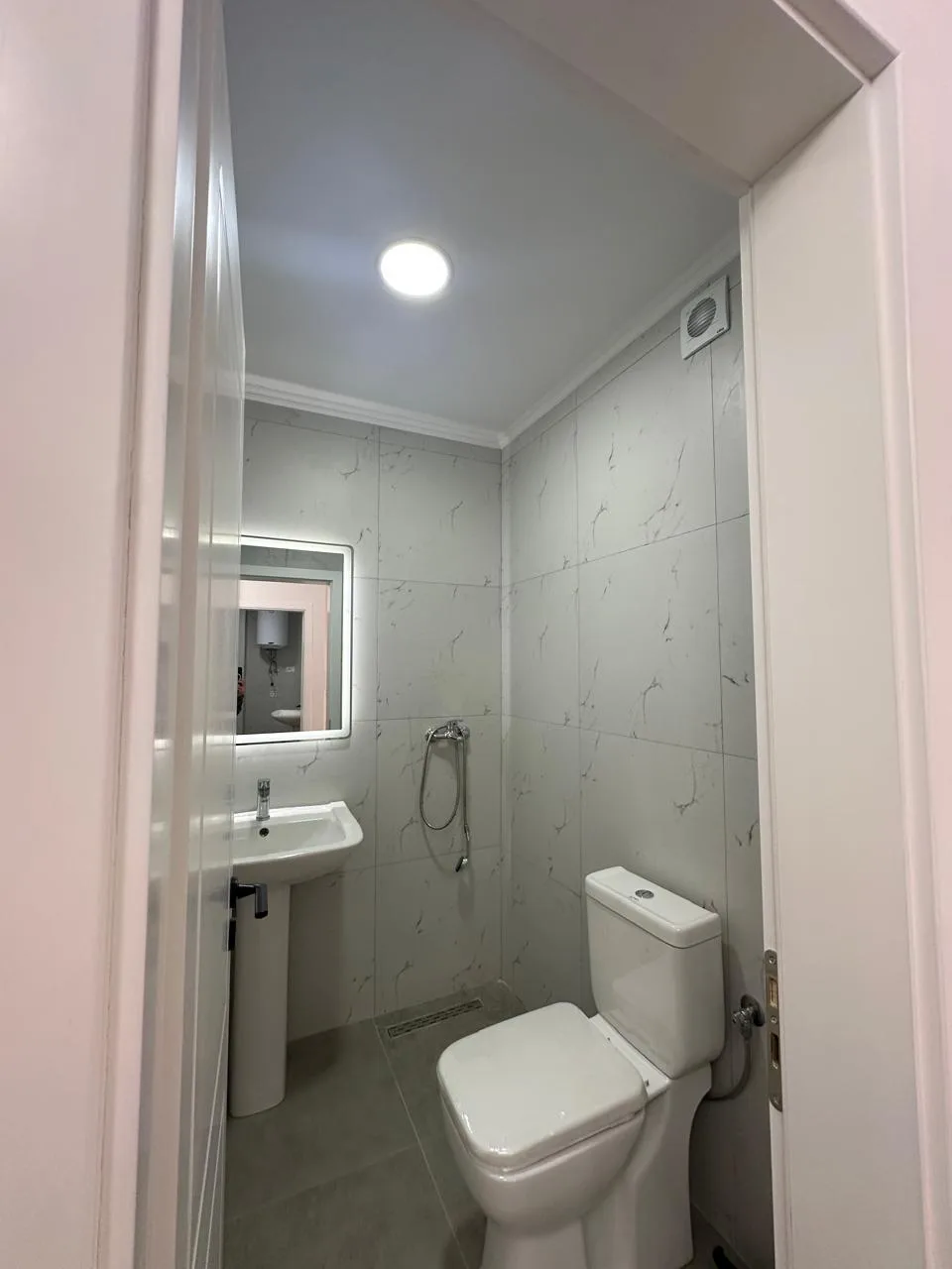 Apartament Per Shitje 2+1 ne Astir (ID B120680) Tirane