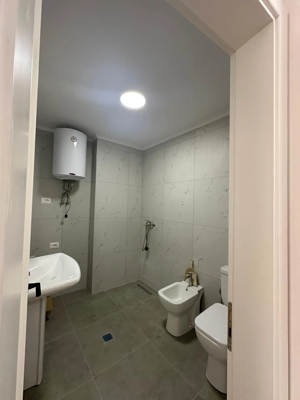 Apartament Per Shitje 2+1 ne Astir (ID B120680) Tirane