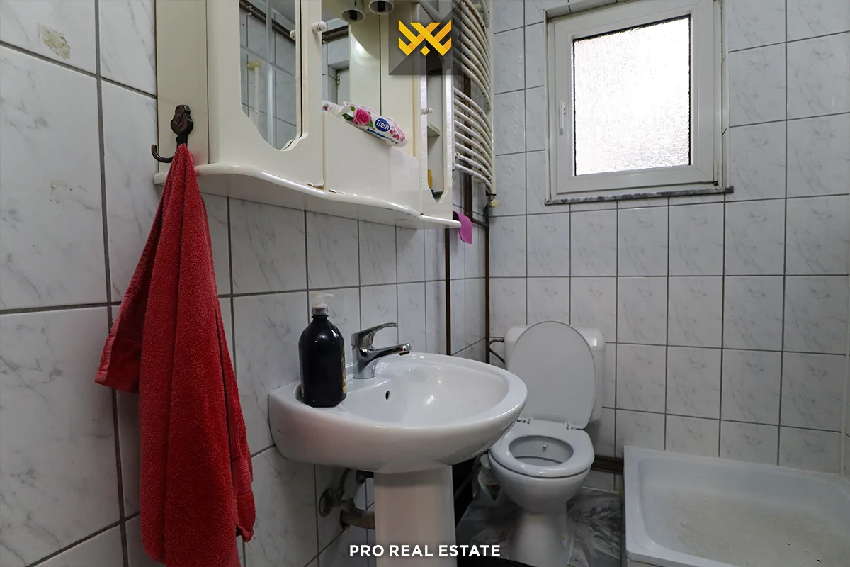 Shtëpi 378m² për #SHITJE te Mati 1