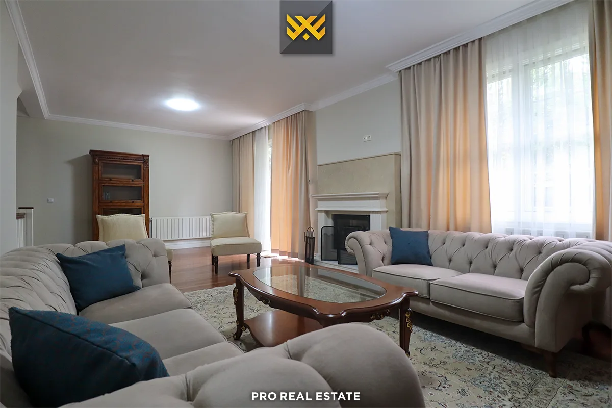 Shtëpi 264m² me #QIRA në Lagjen Fshati Ndërkombëtar