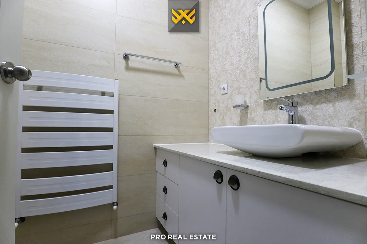 Shtëpi 264m² me #QIRA në Lagjen Fshati Ndërkombëtar