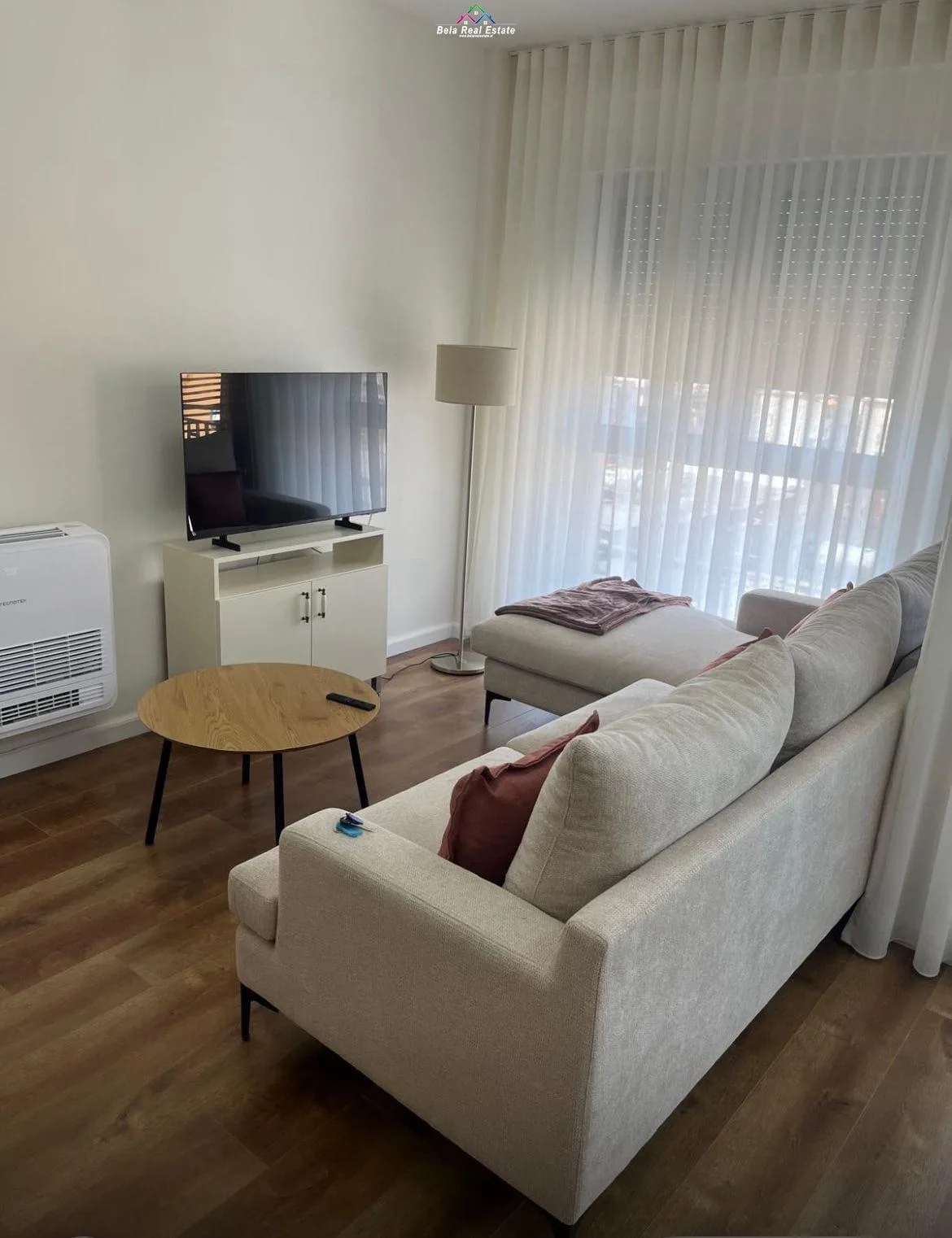 Apartament Me Qera 1+1 Tek Pazari I Ri (ID B2101263) Tirane