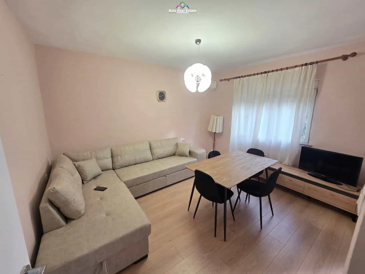 Apartament Me Qera 1+1 Ne Myslym Shyr (ID B211408) Tirane